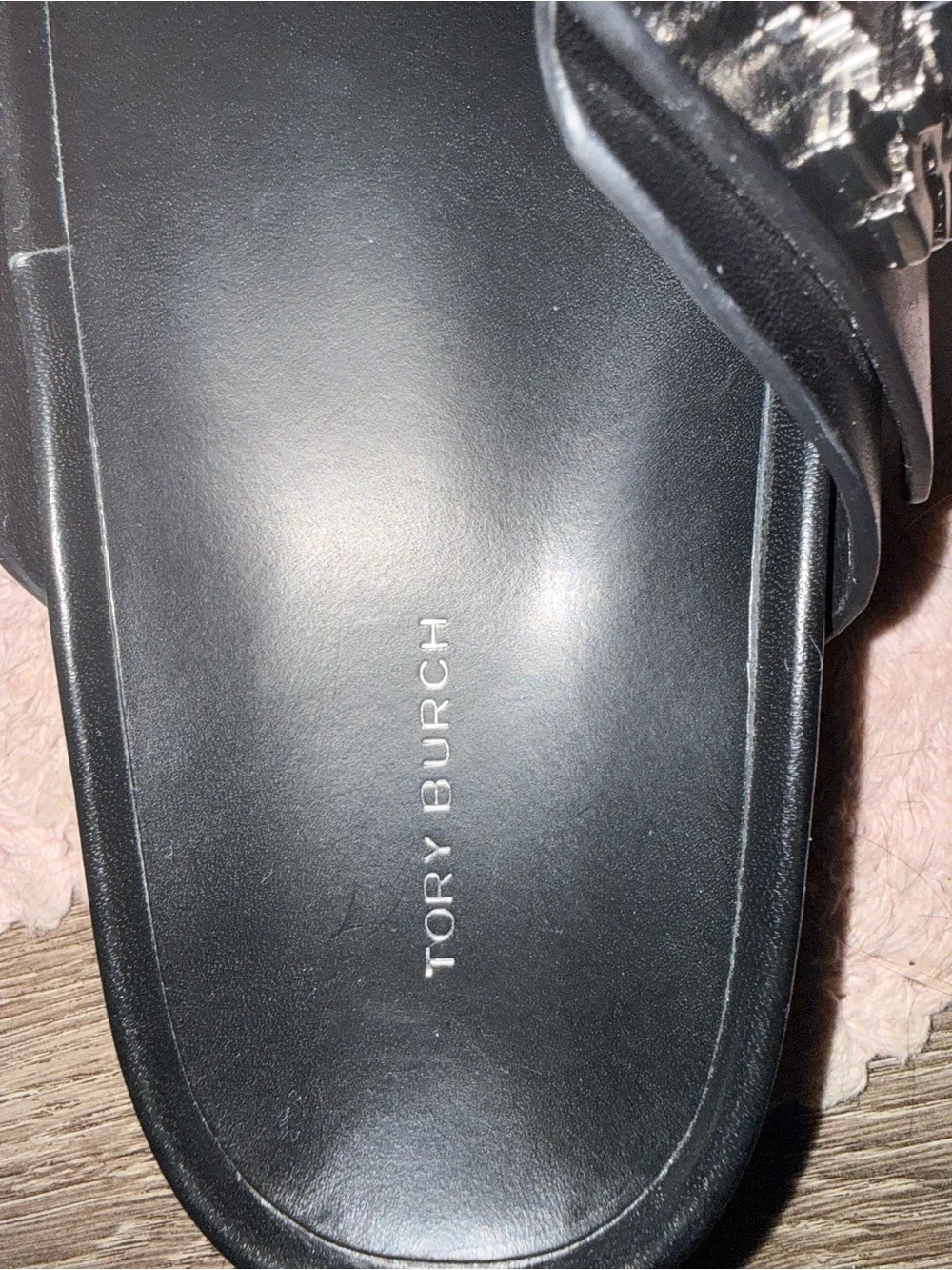 Women flats